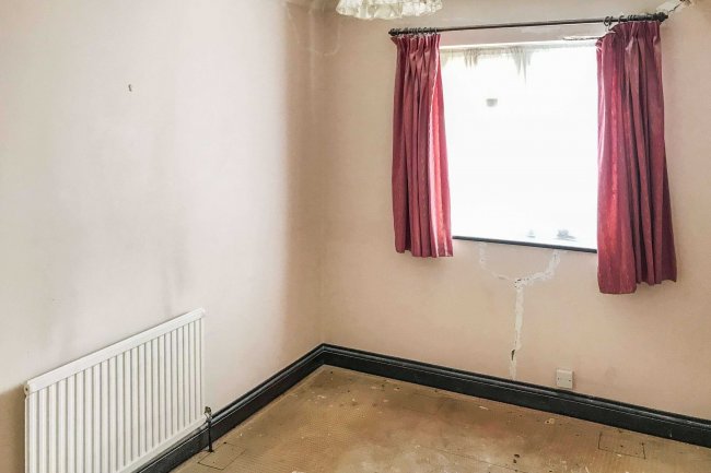 1 Hayes Lane, Canvey Island, SS8 0ES 9