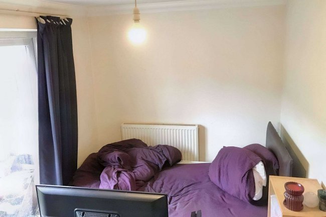 22 Wythefield, Basildon, Essex, SS13 3EN 8