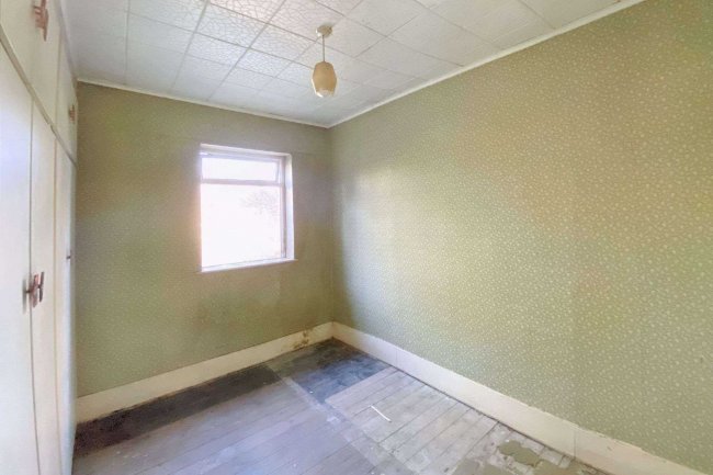 63 Goldsmith Road, Walthamstow, London E17 6AN 9