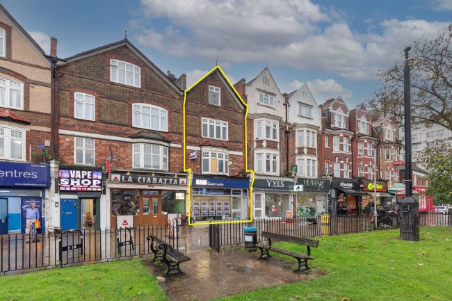 121 Rushey Green, Catford, SE6 4AA 3