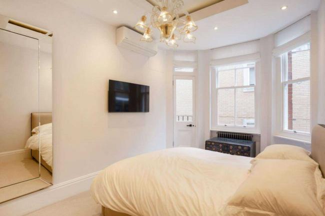 44  Westminster Palace Gardens, Artillery Row, Westminster, SW1P 1RR 1