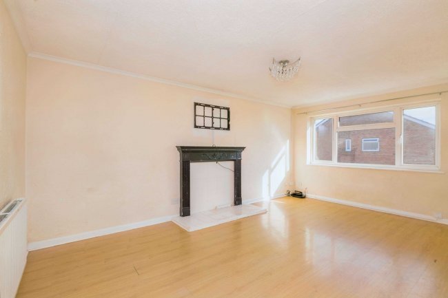 458 Staines Road West, Ashford, TW15 1RZ 8