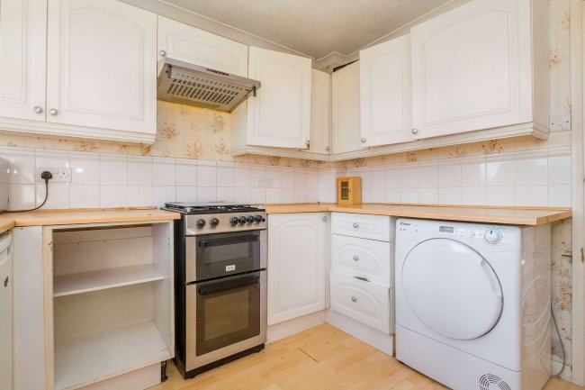 458 Staines Road West, Ashford, TW15 1RZ 8