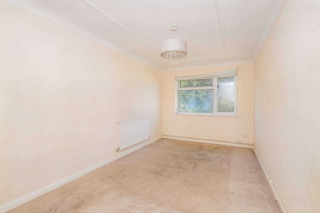 458 Staines Road West, Ashford, TW15 1RZ 8