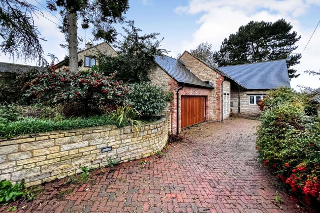 Walnut Cottage, 17 Hickmire, Wollaston, NN29 7SL 10