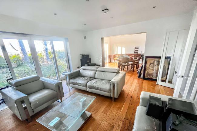 Walnut Cottage, 17 Hickmire, Wollaston, NN29 7SL 10