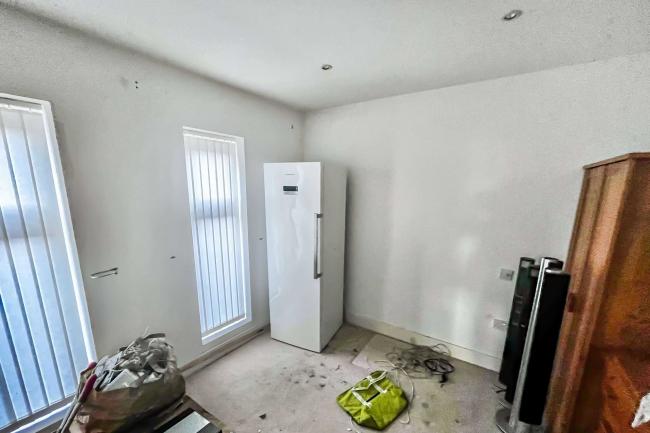 Walnut Cottage, 17 Hickmire, Wollaston, NN29 7SL 10