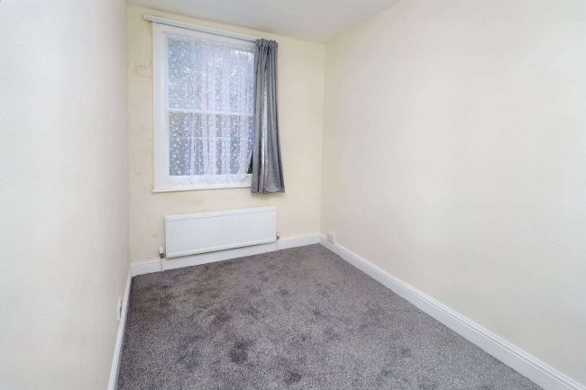 177C Kilburn Park Road, Kilburn, London, NW6 5LG 3