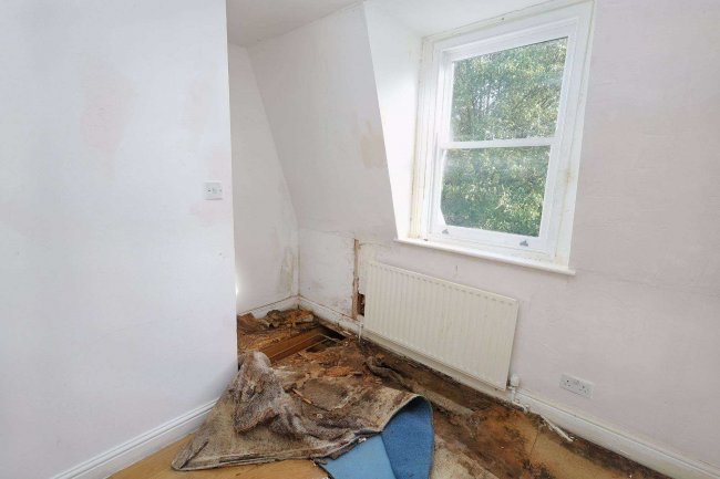 177D Kilburn Park Road, Kilburn, London, NW6 5LG 4