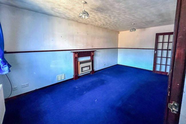 21 Bluebell Drive, Leicester, LE2 6TZ 2