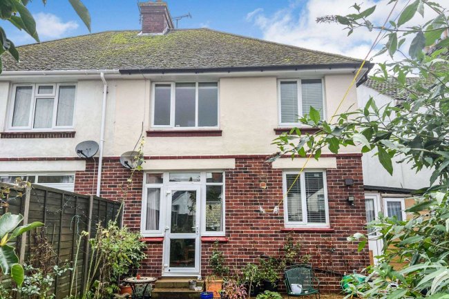 11 West Street, Ashford, Kent, TN23 1JY 6