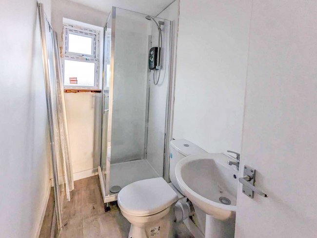 34 & 36 Liscard Road, Wirral, CH44 6LW 6