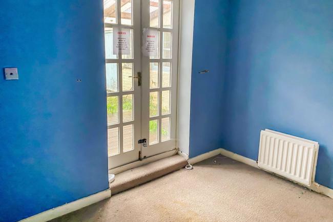 78 Staplegrove Road, Taunton, Somerset, TA1 1DJ 6