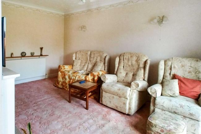 12 St Peters Road, Burgess Hill, RH15 8JP 2