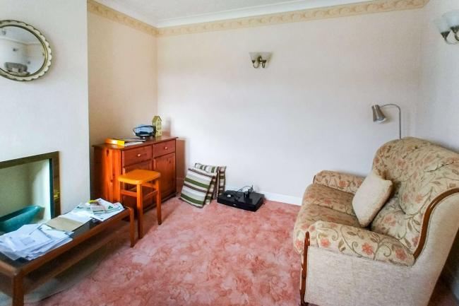 12 St Peters Road, Burgess Hill, RH15 8JP 2