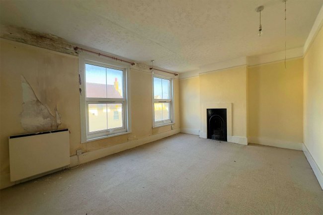 43 High Street, Shoreham-By-Sea, BN43 5DD 7
