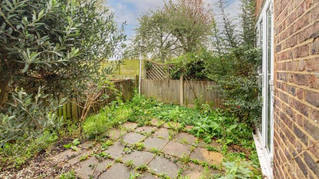 Ground Floor Flat , 31 Wycliffe Road, Wimbledon, London, SW19 1ES 4