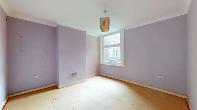 Ground Floor Flat , 31 Wycliffe Road, Wimbledon, London, SW19 1ES 4