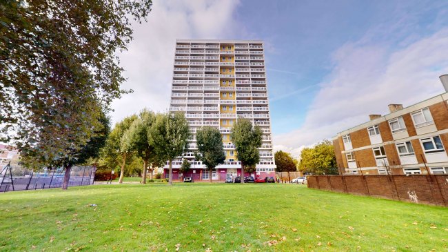 23 Sleaford House, Blackthorn Street, Bow, E3 3PY 1