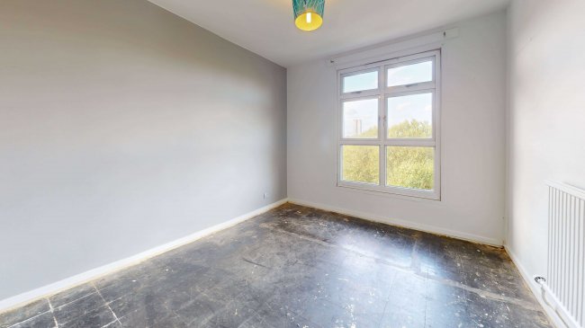 23 Sleaford House, Blackthorn Street, Bow, E3 3PY 1