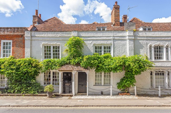 Shelley Cottage, West Street, Marlow, Buckinghamshire, SL7 2BU 2