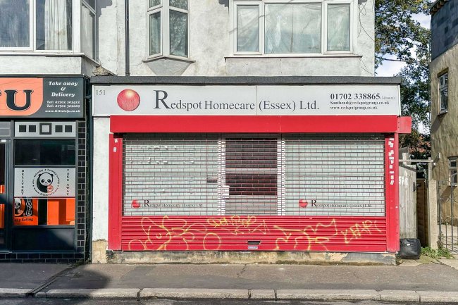 Ground Floor, 151 Fairfax Drive, Westcliff-on-Sea, SS0 9BQ 9