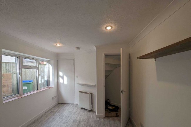 1d Linden Road, Bognor Regis, PO21 2AL 7