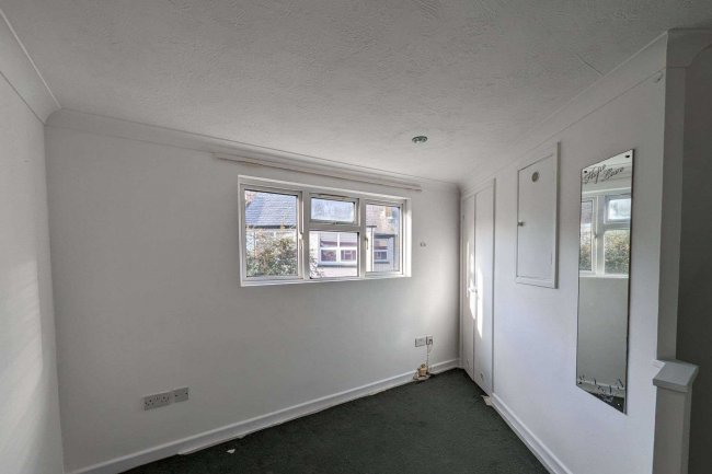 1d Linden Road, Bognor Regis, PO21 2AL 7