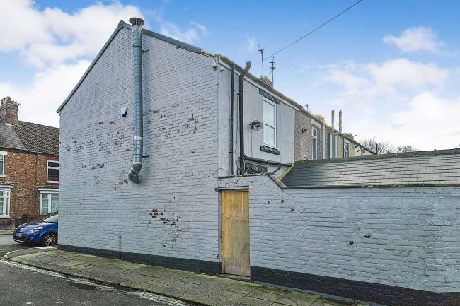 22 Dean Street, Millers Fish Bar, Shildon, DL4 1EZ 4