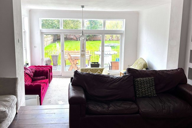 2 Shrubbery, Old Dixton Road, Monmouth, Gwent NP25 3SH 9