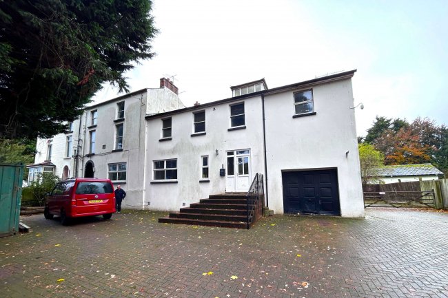 2 Shrubbery, Old Dixton Road, Monmouth, Gwent NP25 3SH 9