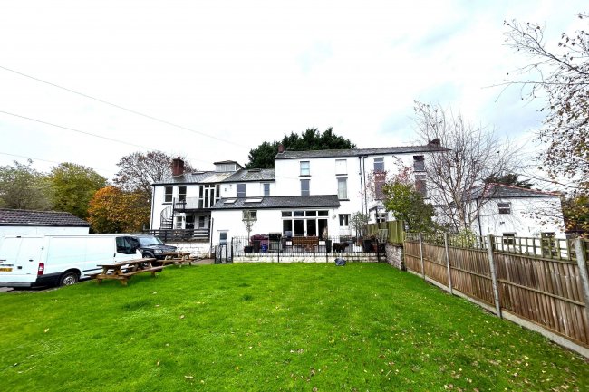 2 Shrubbery, Old Dixton Road, Monmouth, Gwent NP25 3SH 9