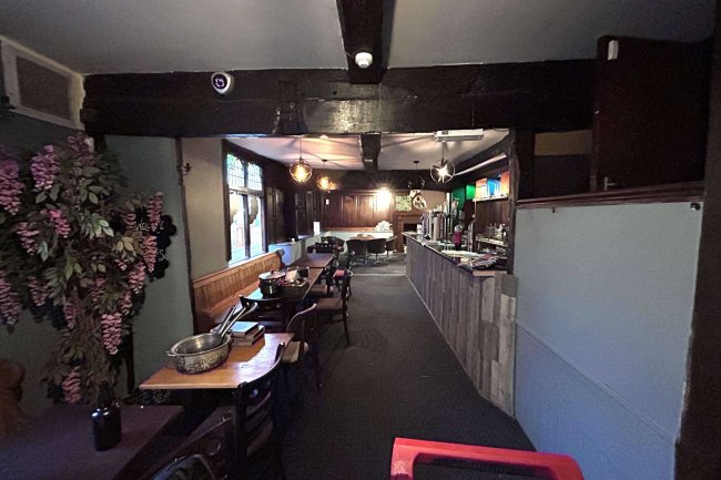 The Grapes Tavern, East Street, Hereford HR1 2LW 2