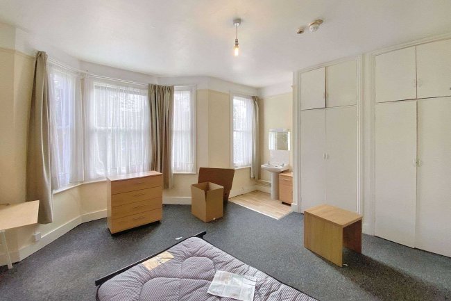 5 Barlby Road, North Kensington, London, W10 6AN 2