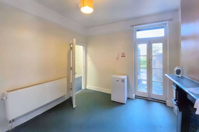 5 Barlby Road, North Kensington, London, W10 6AN 2