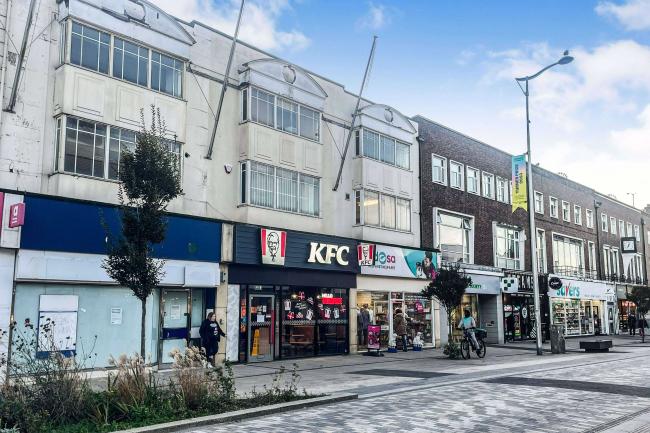 74 Terminus Road, Eastbourne, BN21 3LX 9