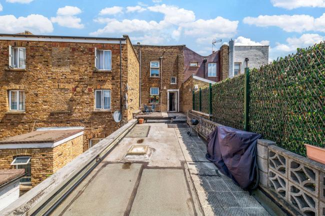 154A New Cross Road, Lewisham, SE14 5BA 9