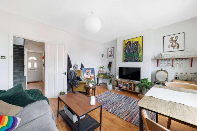 154A New Cross Road, Lewisham, SE14 5BA 9