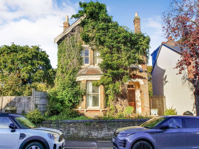 8 Sylvan Road, Wanstead, E11 1QN 5