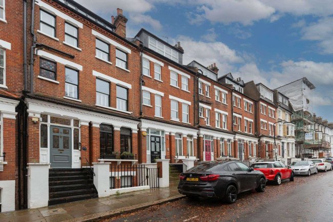 31A Primrose Gardens, Belsize Park, London NW3 4UL 6