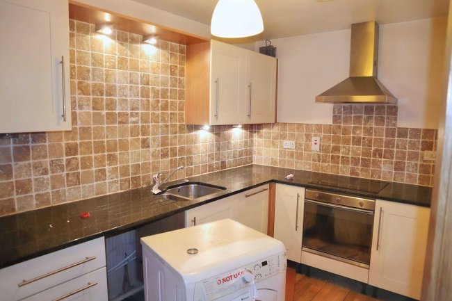 Apartment 10, Stone Gate House, Stone Street, Bradford, West Yorkshire, BD1 4QF 5