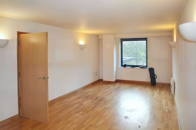 Apartment 10, Stone Gate House, Stone Street, Bradford, West Yorkshire, BD1 4QF 5