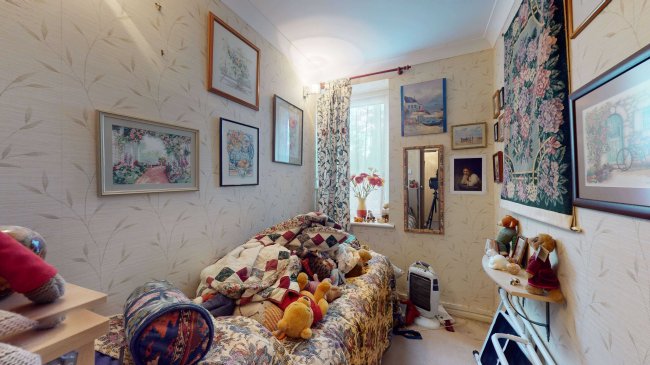 6 Beechcroft Court, 16 Liskeard Gardens, Blackheath, London SE3 0PJ 1