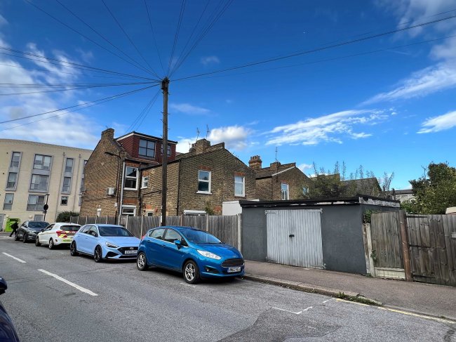 Garage, Rear Of 2B Hainault Road, London, E11 1EE 9