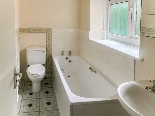 Flats 1-6, Stourpaine Lodge, Shaston Road, Stourpaine, Blandford Forum, DT11 8TD 10