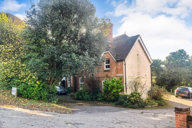 Flats 1-6, Stourpaine Lodge, Shaston Road, Stourpaine, Blandford Forum, DT11 8TD 10