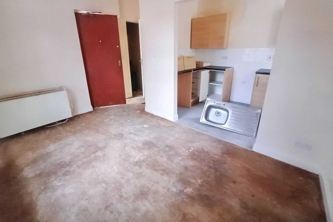 98 Gell Street, Sheffield S3 7QW & 5 Conway Street, Sheffield, S3 7SU 5