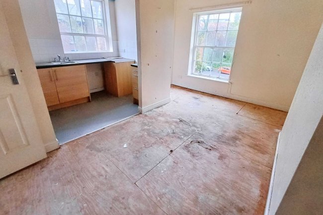 98 Gell Street, Sheffield S3 7QW & 5 Conway Street, Sheffield, S3 7SU 5