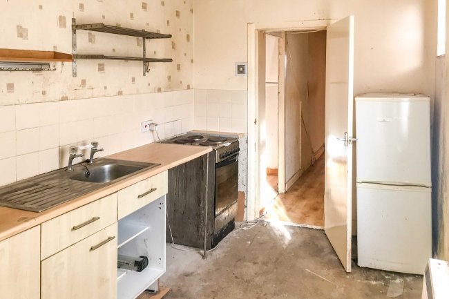 Flat 1, 23 Ranelagh Road, Sheerness, ME12 2NS 9