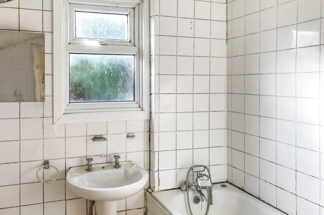 Flat 1, 23 Ranelagh Road, Sheerness, ME12 2NS 9